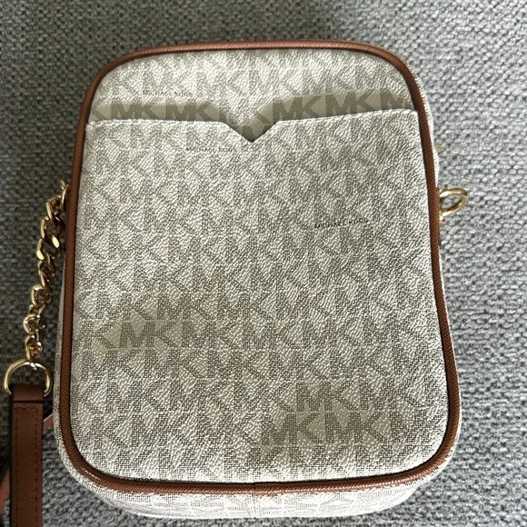 Michael Kors Tan and Cream Crossbody Bag - Picture 4 of 5